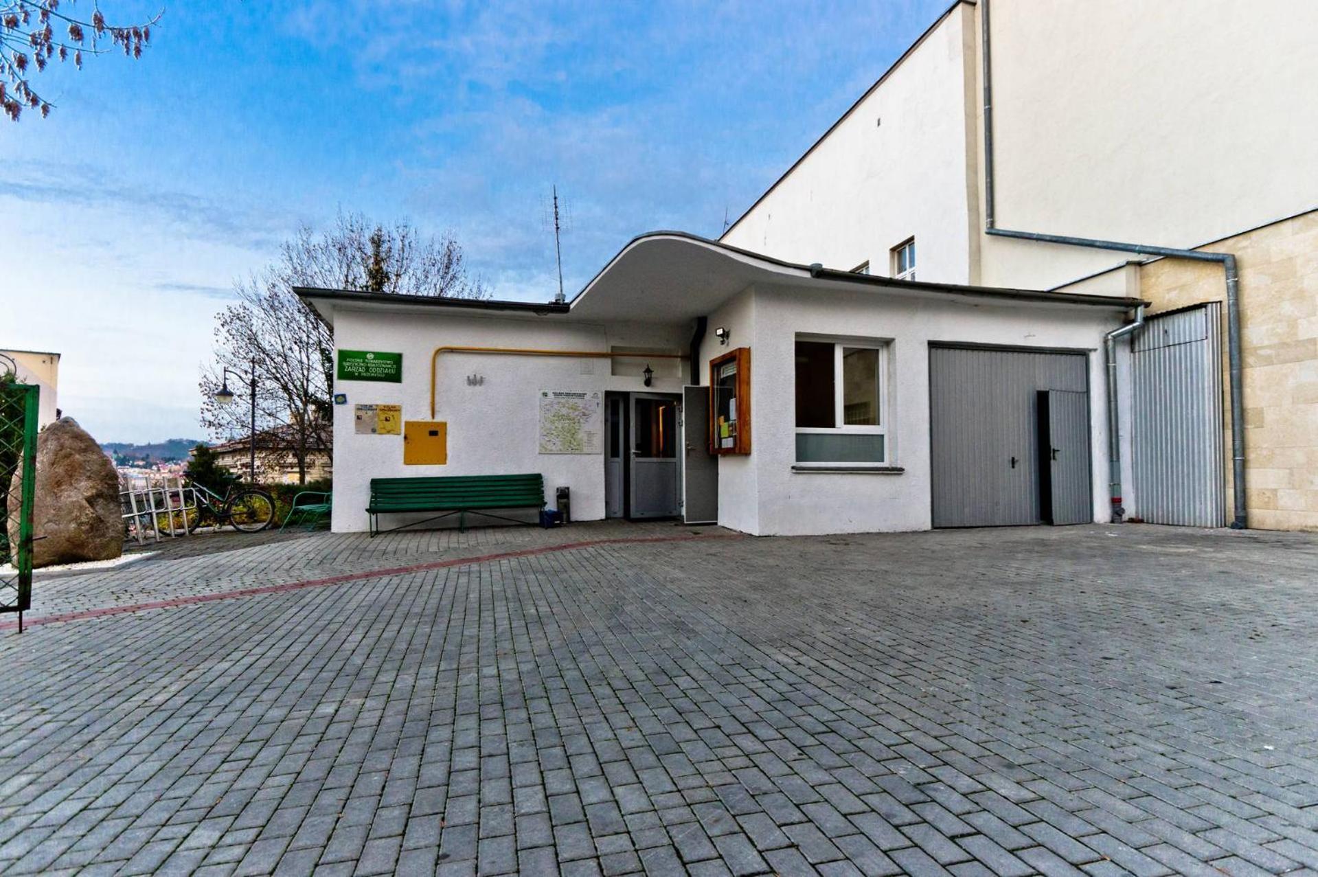 Noclegi Podzamcze Pttk Przemyśl Eksteriør billede